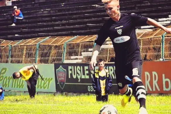 Un fotbalist legitimat la Poli Timișoara dezvăluie un BLAT: ”Antrenorul a PARIAT că pierdem! Am refuzat!”