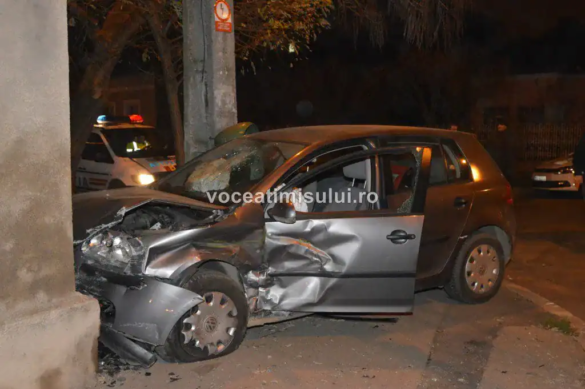 Mașină aparţinând poliției07 jpg Mașină aparţinând poliției07 jpg