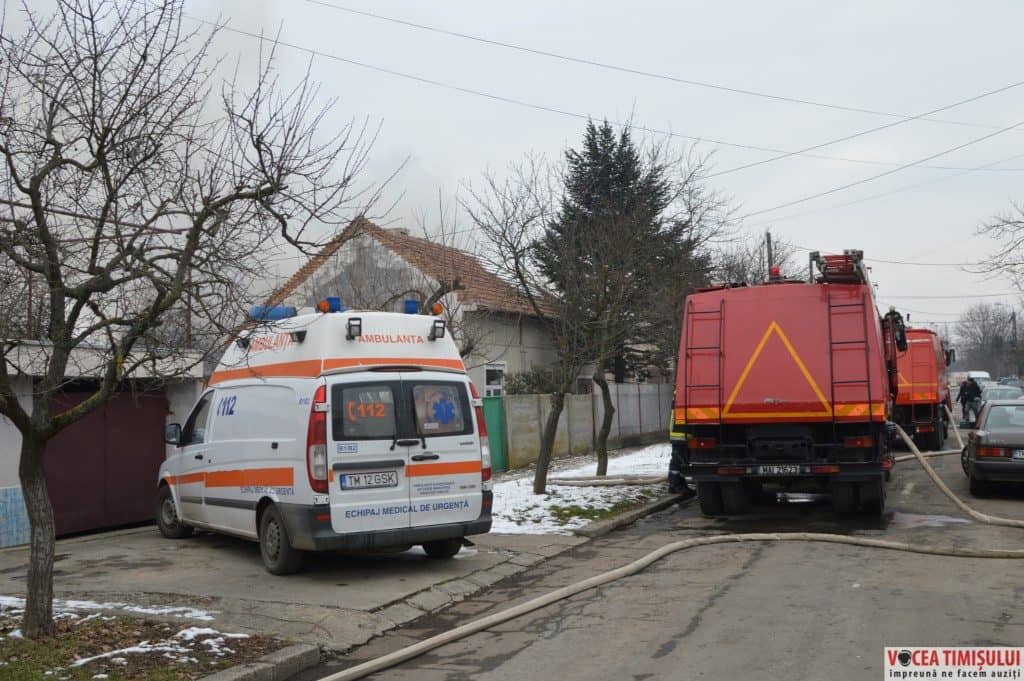 casă-în-flăcării32