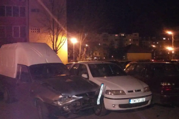 Accident în Calea Șagului: un șofer a lovit mai multe mașini parcate și a fugit