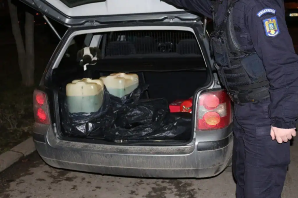 Prins în flagrant de către jandarmii timişoreni, în timp ce fura motorină din autocarul pe care lucra