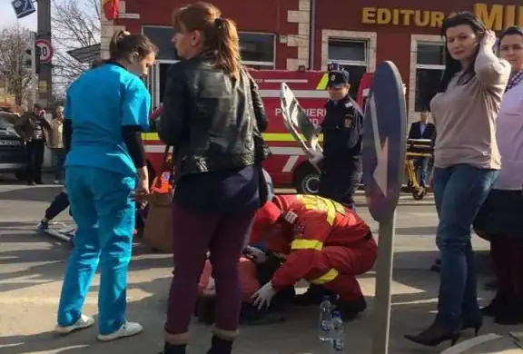 Accident pe strada Simion Bărnuțiu: două femei lovite pe trecerea de pietoni