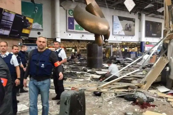 Atentate sinucigașe pe aeroportul din Bruxelles și la metrou. Zeci de morți și sute de răniți