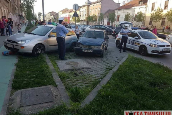 Accident pe strada Văcărescu din Timișoara: o femeie a ajuns la spital