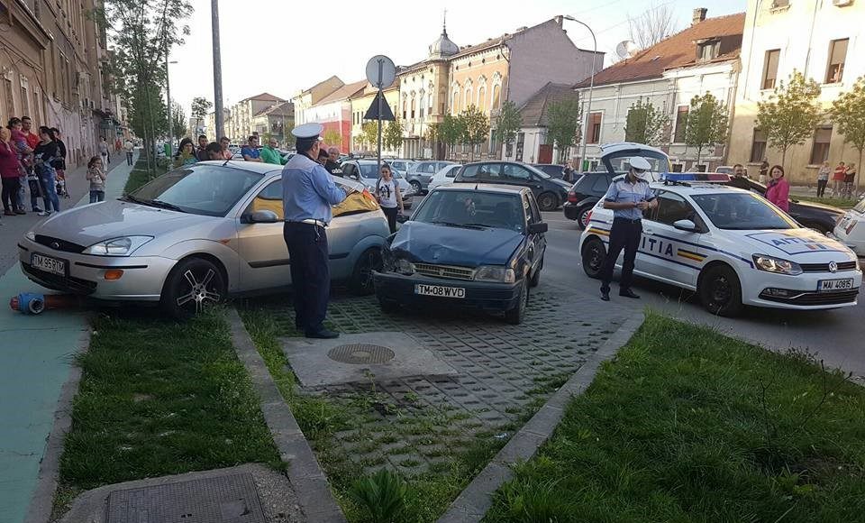 Accident-pe-strada-Văcărescu2