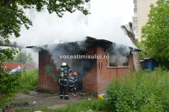 Incendiu la o clădire dezafectată în zona Circumvalațiunii din Timișoara