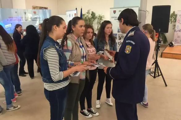 Siguranța în școli, în vizorul polițiștilor timișeni. Controale în școli și în apropierea acestora