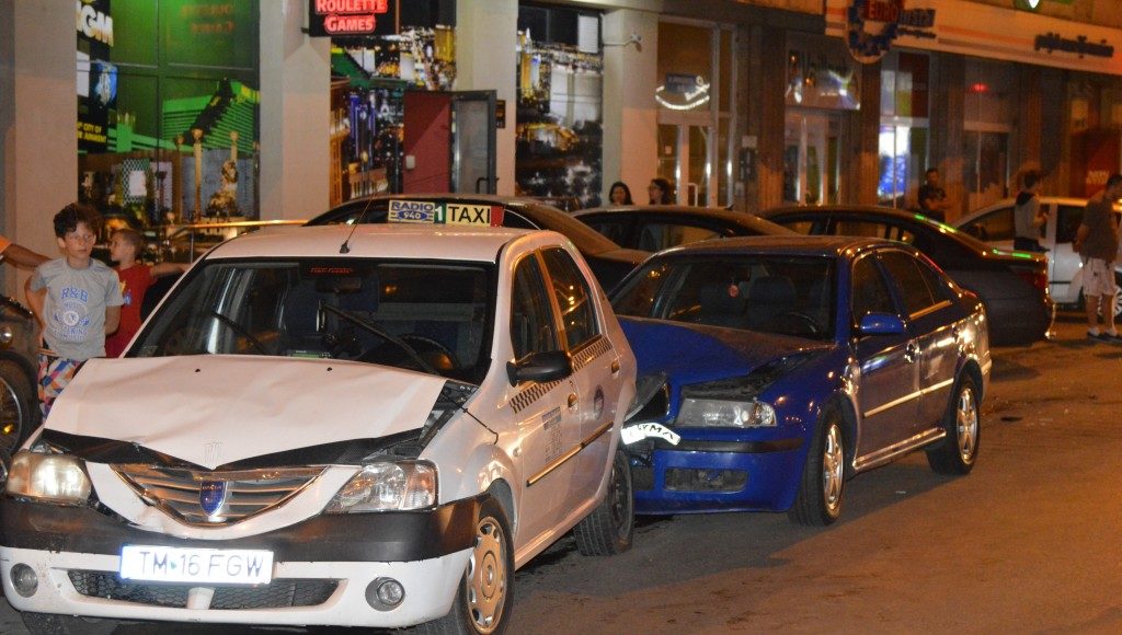 accident-pe-strada-Simion-Bărnuţiu16