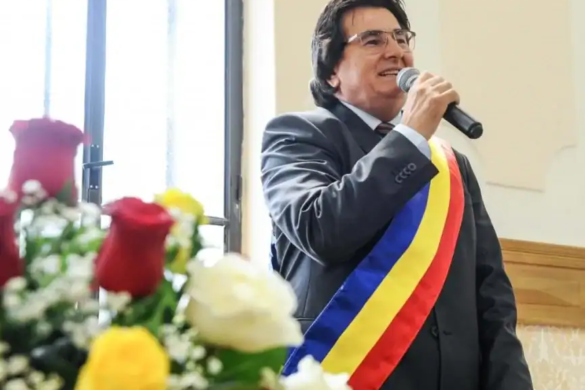 Primarul Robu, lăsat de jurnaliști sa vorbească singur după ce i-a acuzat ca se prostituează