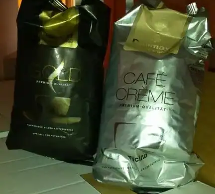 Captură impresionantă în Vama Cenad: o tonă și jumătate de cafea fără documente