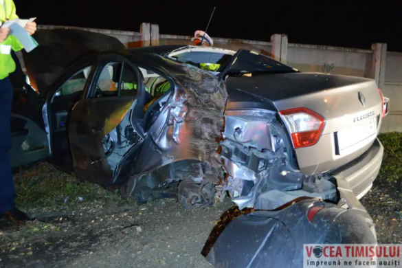 Accident! Un şofer beat s-a proptit cu autoturismul direct în gardul SRI