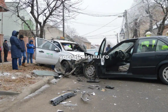 VIDEO! Accident grav pe strada Romulus din Timişoara! Trei ţigani, aflaţi într-un BMW cu numere de Olanda, au lovit un TAXI şi au fugit