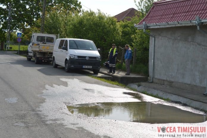 Bătaie de joc pe o stradă din Timişoara, după lucrări de mântuială făcute de firma Laci Construct