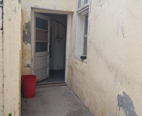 USR Timiş a primit sediu de la primărie: insalubru, fără căldură, dar cu un maldăr de pături!