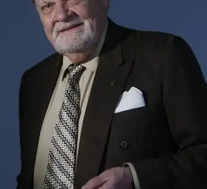 Emoţii la Teatrul Naţional Timişoara: cel mai longeviv actor sărbătoreşte 90 de ani de viaţă!