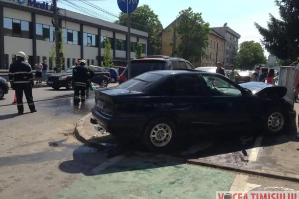 Accident, la Timişoara. Şofer de BMW, băgat în spital de un conducător auto care nu a acordat prioritate
