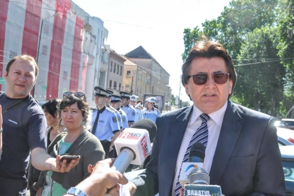 Ciorbă cu legume! Grupul de susținere politico-financiară a fostului primar Nicolae Robu strânge cotizații pentru sondaje de opinie și contracte cu presa