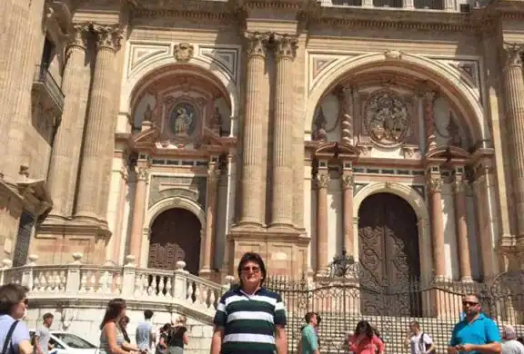 Primarul Robu, galerie foto din vacanţa în Spania. Cum se relaxează
