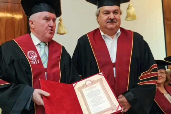 VIDEO Somitate în domeniul Obstetricii, Doctor Honoris Causa al Universităţii de Medicină