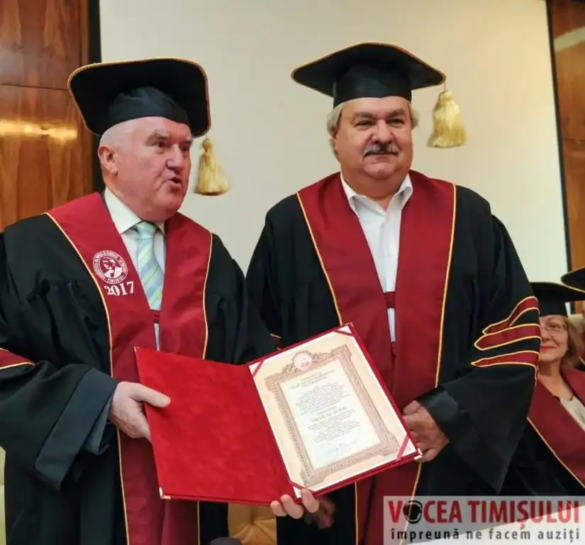 Doctor Honoris Causa al Universităţii de Medicinăt06 jpg