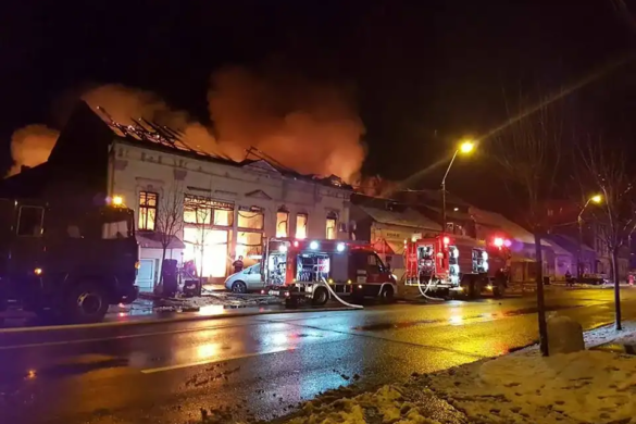 Bazarul de pe Brancoveanu, pericol public. La ce suma se ridica amenzile aplicate de pompieri