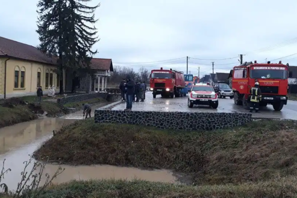 FOTO Dezastru in Timis, dupa ploaia torentiala de azi-noapte
