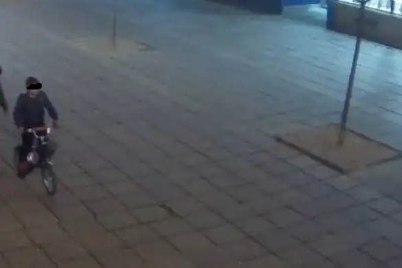 Copil de sase ani disparut de acasa, gasit in timp ce se distra in centrul orasului