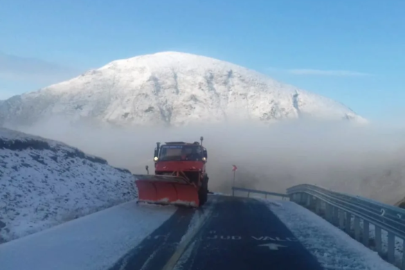 VIDEO Atentie, soferi! Se INCHIDE traficul pe Transalpina, din cauza ninsorii