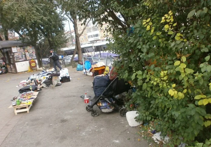 Vanzatorii ambulanti, ”expulzati” de pe platoul pietei din zona Dambovita, la Timisoara