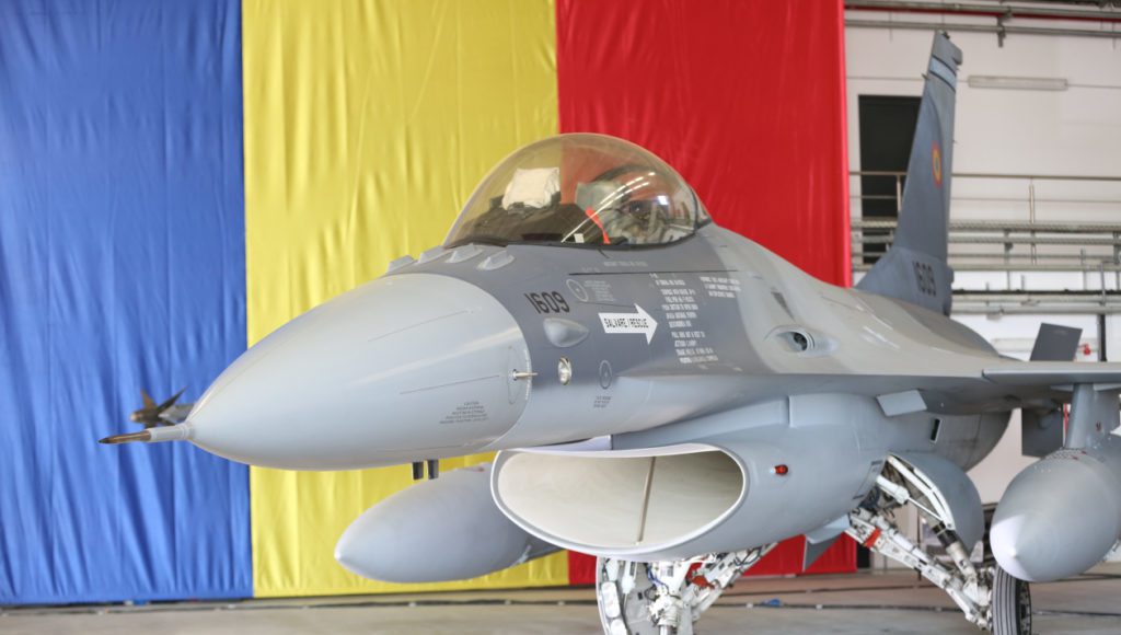 avion-F16-Foto-Valentin-Ciobîrcă-MApN