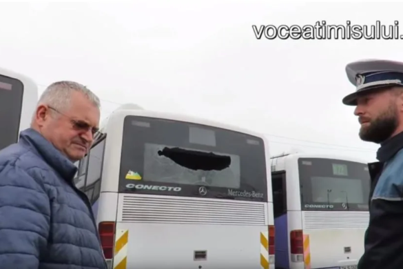 VIDEO INCREDIBIL! Autobuz de pe linia Expres 8, vandalizat de un „puradel”, la Timisoara