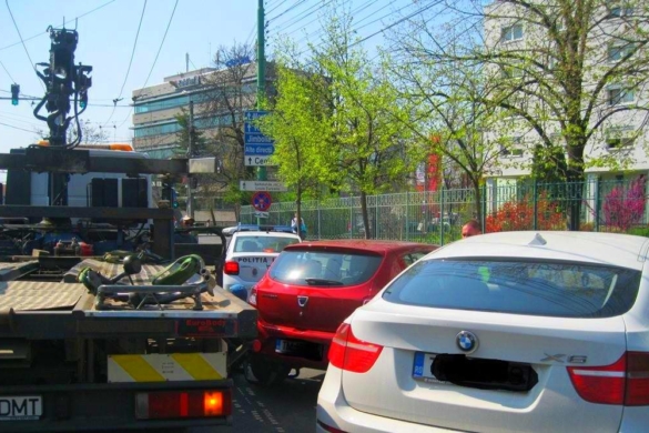CINCI masini abandonate, ridicate de pe strazile Timisoarei! Sesizati Politia Locala!