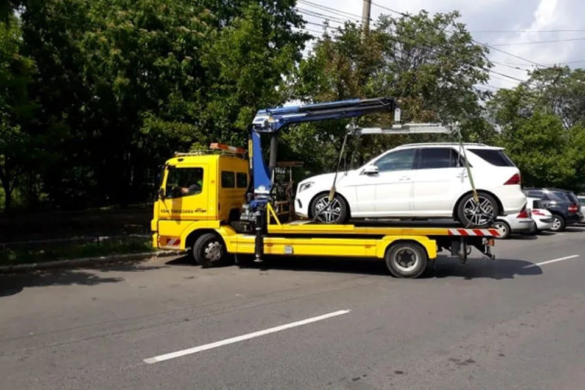 Peste 130 de masini parcate neregulamentar au fost ridicate luna trecuta, la Timisoara