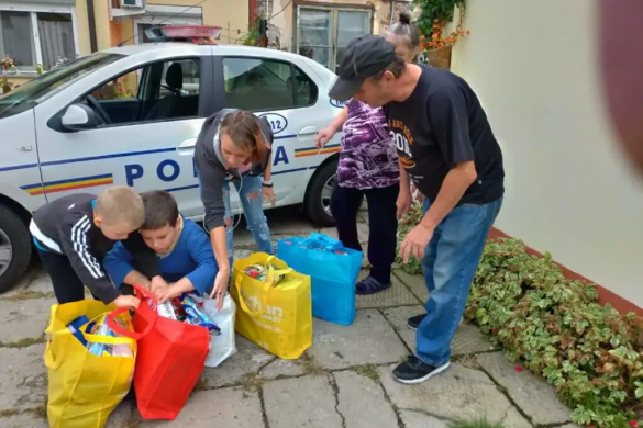 Politistii din Timis, fapte bune pentru copii: ”Protejam oameni, ajutam oameni!”