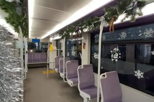 FOTO Tramvaiul lui Mos Crăciun circula, incepand de luni, la Timisoara