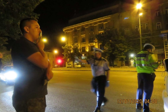 Baut, drogat si cu gura mare! Asa l-au prins politistii pe un conducator auto, la Timisoara VIDEO