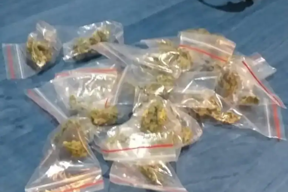 Dealer de canabis prins drogat la volan