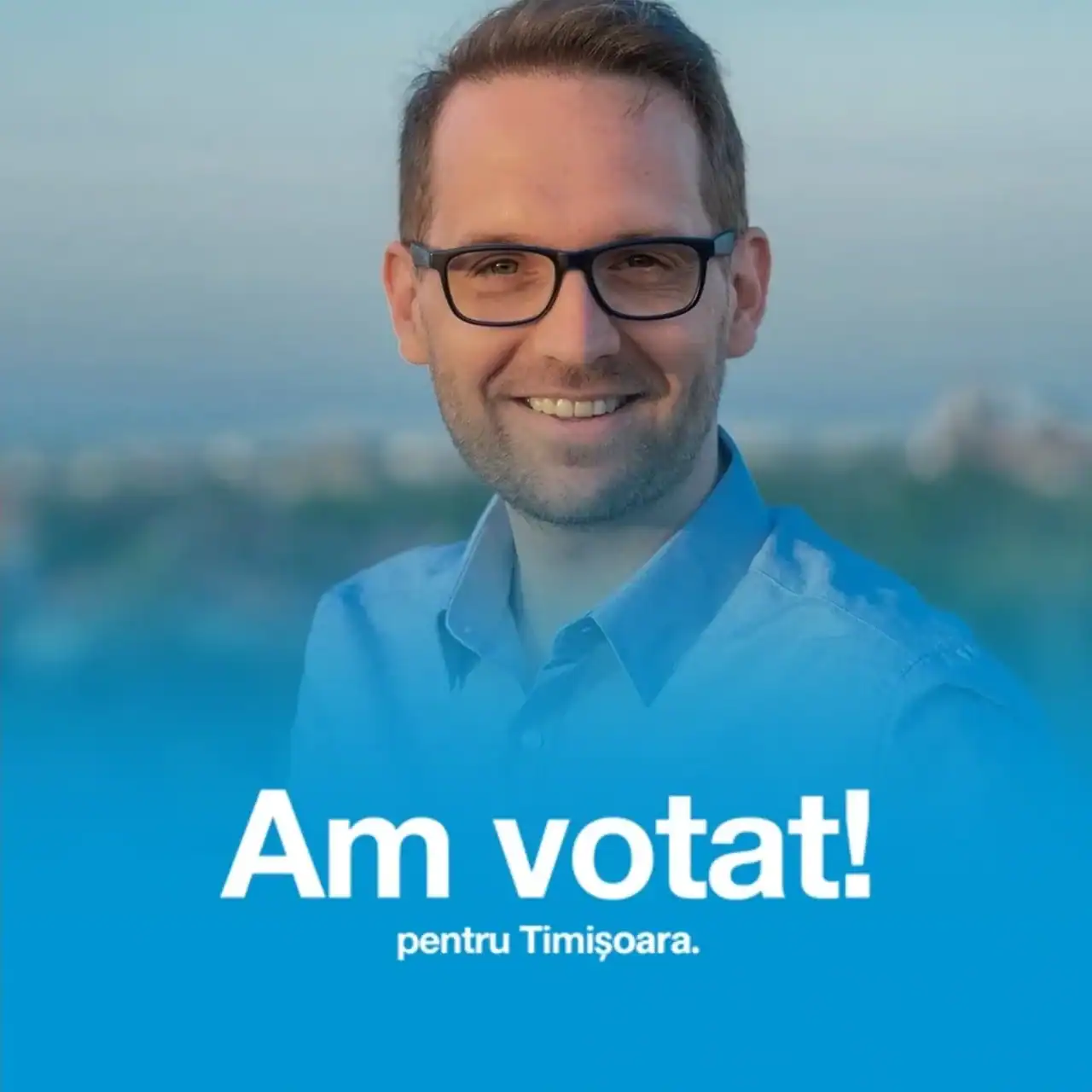 Demagog cu gura plină! Dominic Fritz uită că doar părinții sunt de neînlocuit, crezând că timișorenii înghit povești de Facebook, la nesfârșit