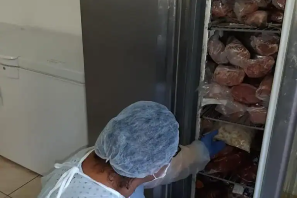 Amenzi de aproape 370.000 de lei, date de inspectorii DSVSA Timiș, operatorilor din industria alimentară! Trei restaurante au fost închise