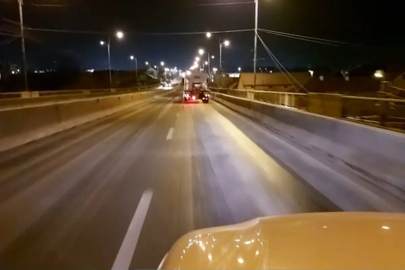 Iarna îşi intră în drepturi! Primele utilaje pentru împrăștierea de materiale antiderapante, pe străzile Timişoarei