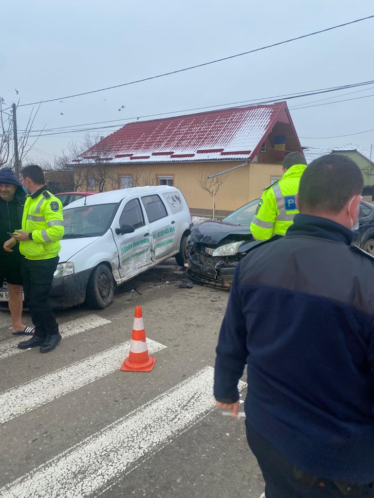 Viceprimarul comunei Giroc, dus cu ambulanța la spital, ca urmare a unui accident rutier 5