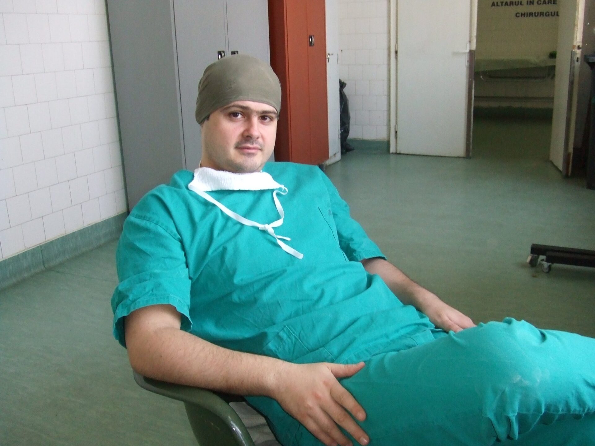 Chirurgul Răzvan Tîrziu