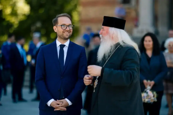 Fără binecuvântare! Primăria Timișoara a pierdut procesul cu Oglinda SA pentru PUZ-ul din Piața Crucii, în ciuda eforturilor Mitropoliei Banatului