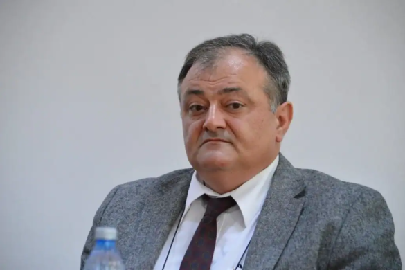 Fostul director al Spitalului Clinic Municipal de Urgență Timișoara, prof. dr. Octavian Mazilu, a fost prins în flagrant de DGA, în timp ce primea mită de la un pacient oncologic