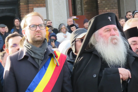 Plouă cu bani! Mitropolia Banatului, servită la fileu de administrația Fritz, se pregătește să plătească peste 3 milioane de euro unui privat, în contul imobilului în care a funcționat Inspectoratul Școlar Timiș