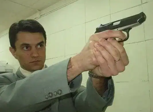Un comisar-șef de la DGA Timiș s-a ales cu un ordin de protecție de 5 zile, după ce și-a bătut soția, cetățean ucrainian