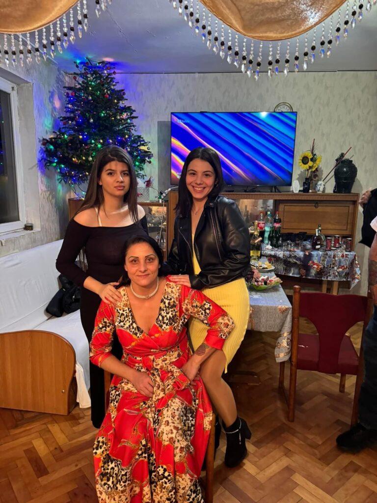 Prosteală! O familie de români din Italia face eforturi disperate, ca să-și recupereze fiica din brațele Pardalienilor, de teamă că va ajunge să se prostitueze 1