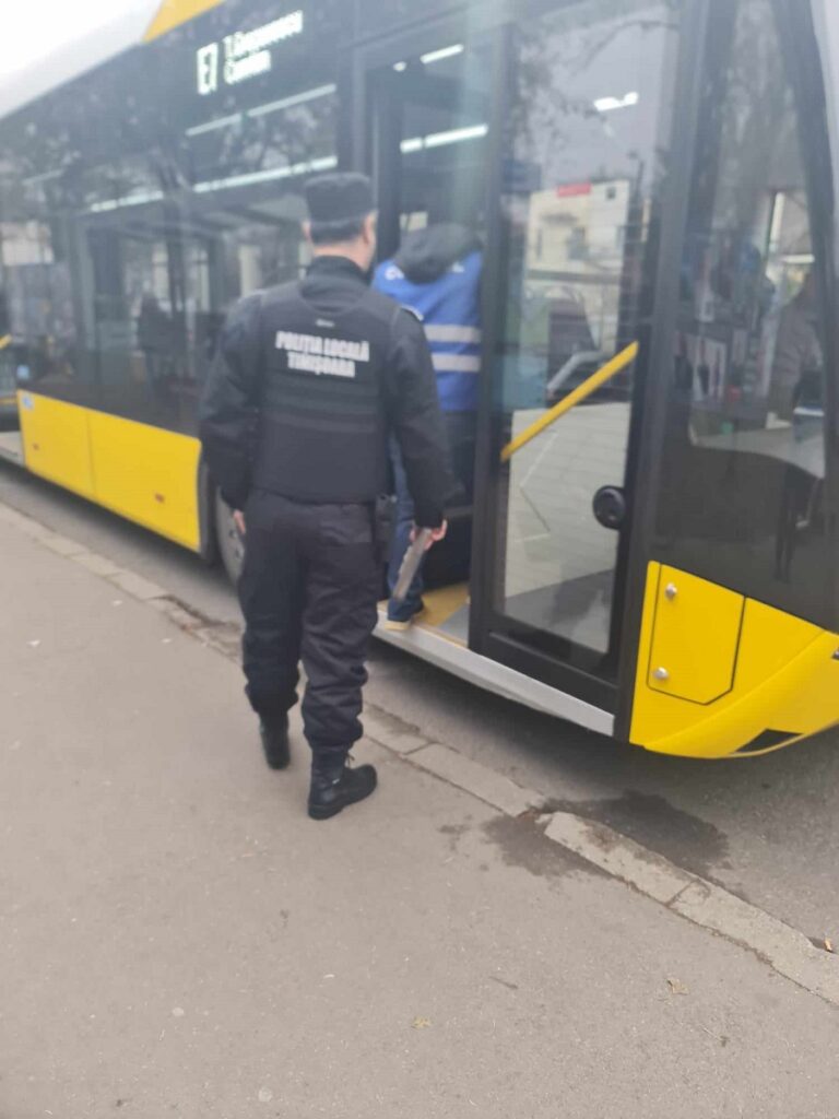 Poliția Locală Timișoara intensifică controalele în transportul public: 5400 lei în amenzi pentru siguranța călătorilor 2