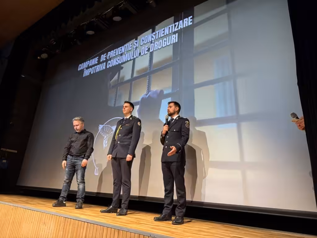 Drogurile – Aripi de Plumb, un proiect de prevenție lansat la Timișoara cu impact emoțional puternic asupra tinerilor