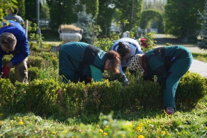 Dominic Fritz, regele minciunilor și al pozelor regizate. Parcul Rozelor, o rușine transformată în PR ieftin